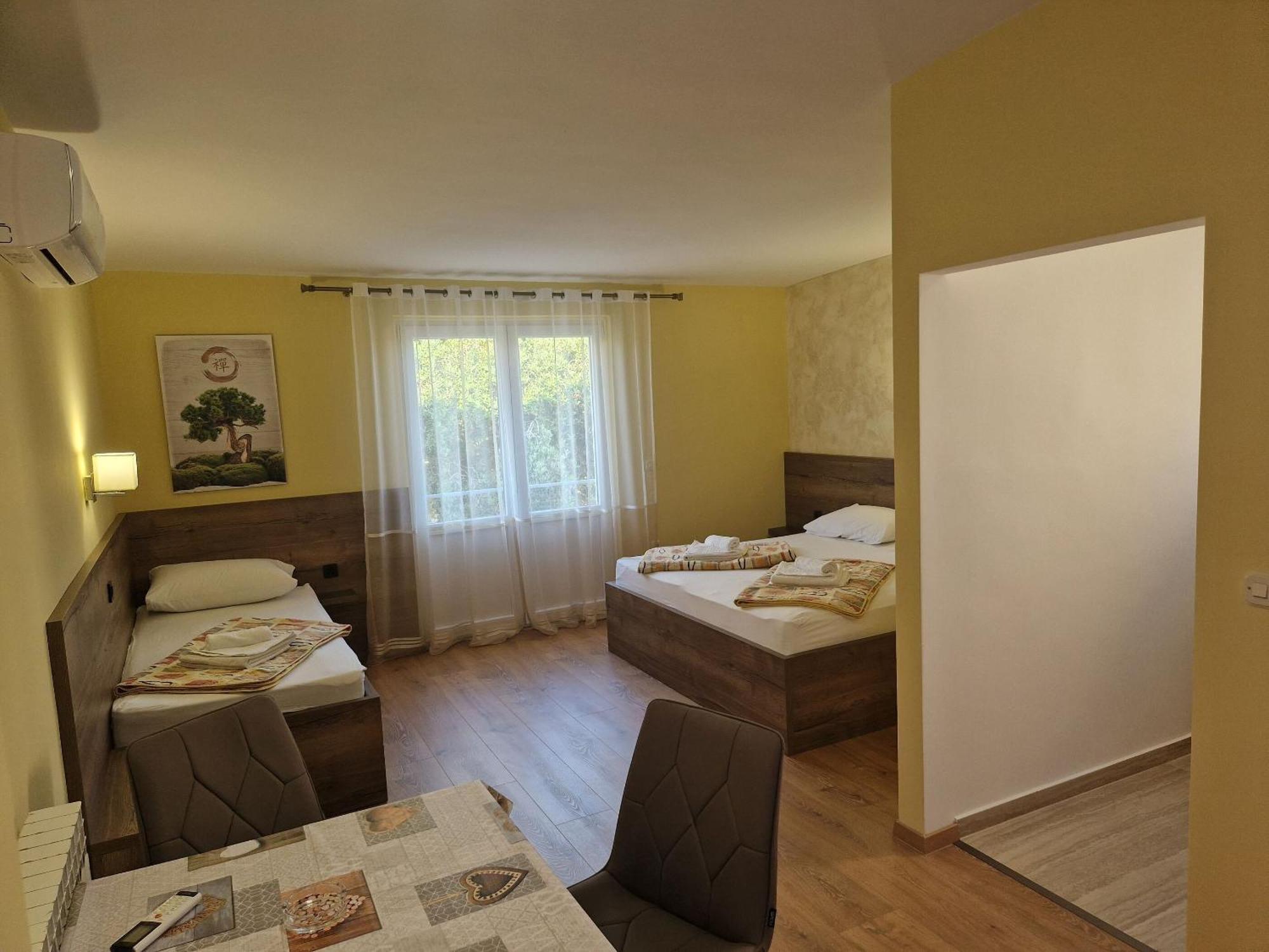 Apartment And Rooms Amenka Novalja Extérieur photo